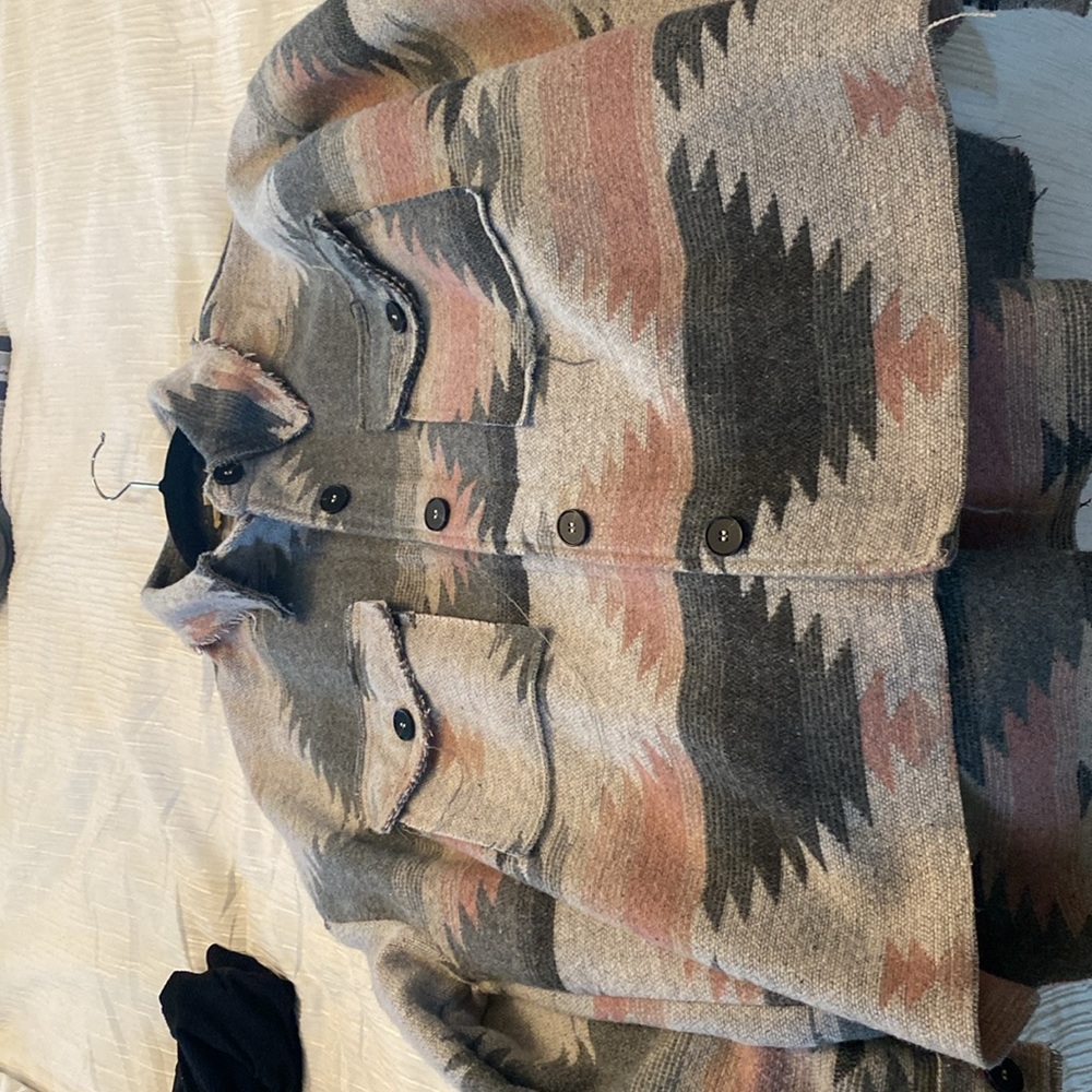 Button down Aztec frayed style jacket - Picture 2 of 4